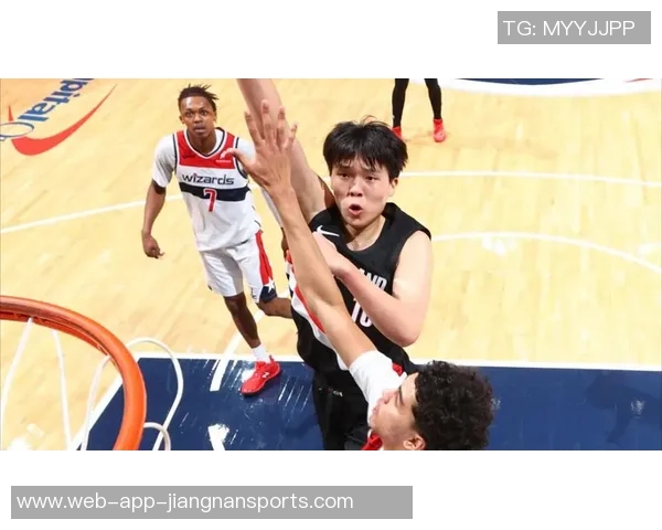 杨瀚森末节表现出色贡献5分4板2助1断正负值1展现锻炼价值